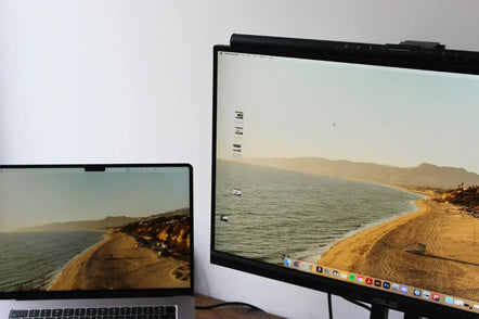 Hoe sluit je twee schermen aan op een MacBook Air en MacBook Pro (2026)