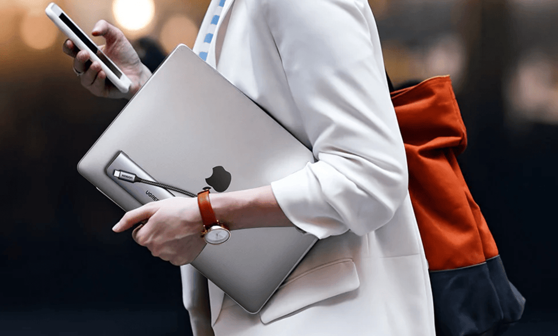 Is de MacBook Neo het kopen waard? De beste accessoires die je in 2026 zou moeten hebben - UGREEN NL